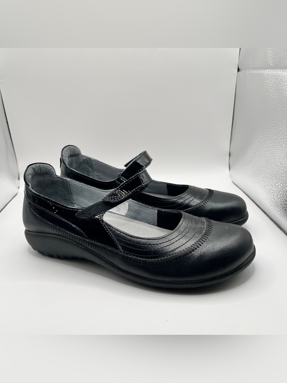 Naot Kirei Mary Jane flats size 39 US 8 black EUC